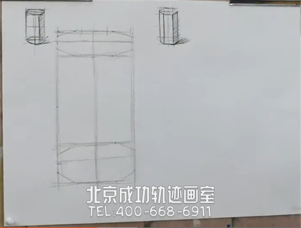 怎么畫素描圓柱體